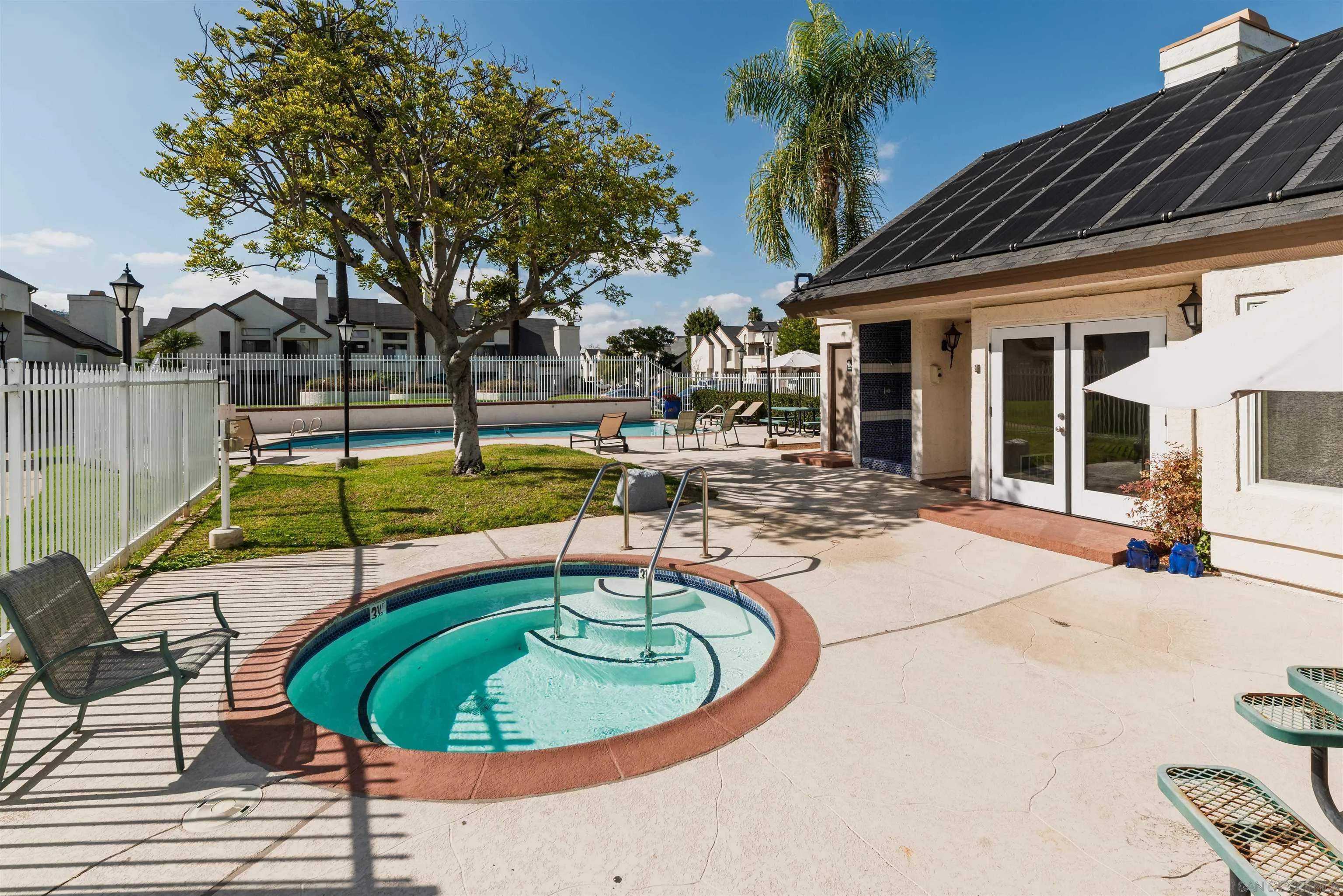 El Cajon, California 92019, United States, 3 Bedrooms Bedrooms, ,3 BathroomsBathrooms,Residential,Pending,5033