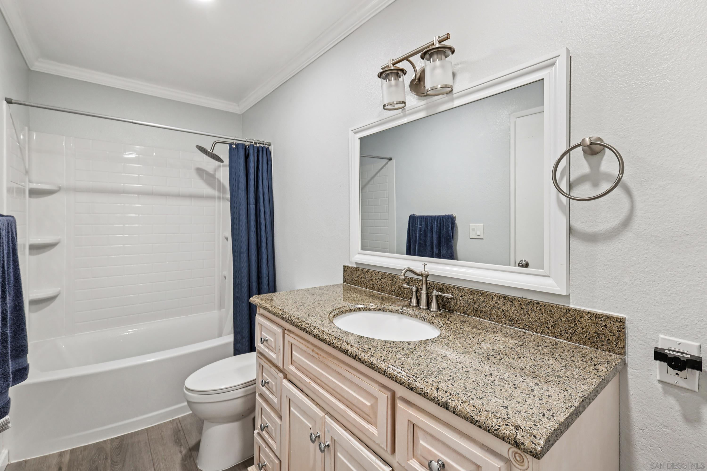 490 Fourth Ave 21