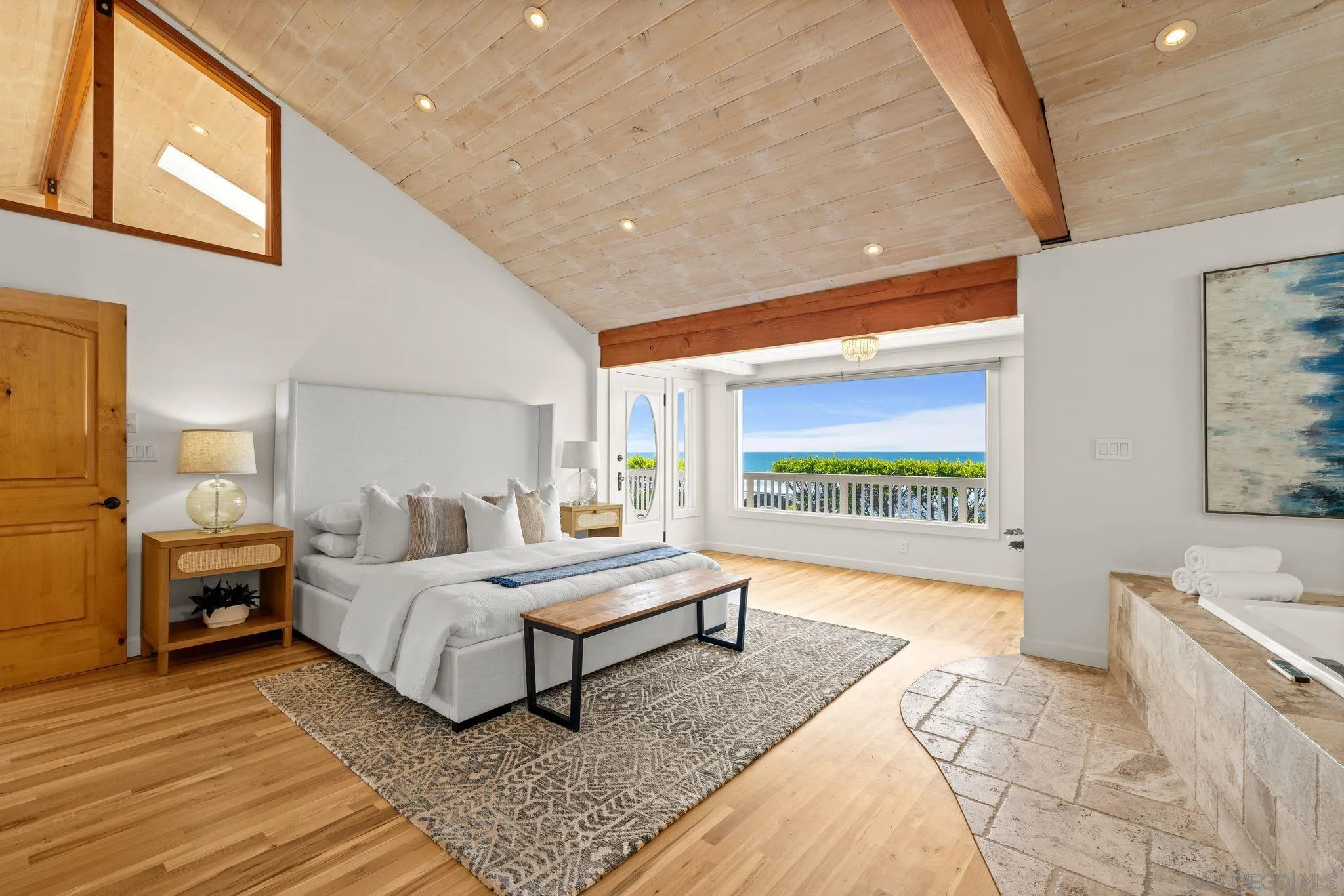 San Diego, California 92109, United States, 3 Bedrooms Bedrooms, ,4 BathroomsBathrooms,Residential,Active,129559