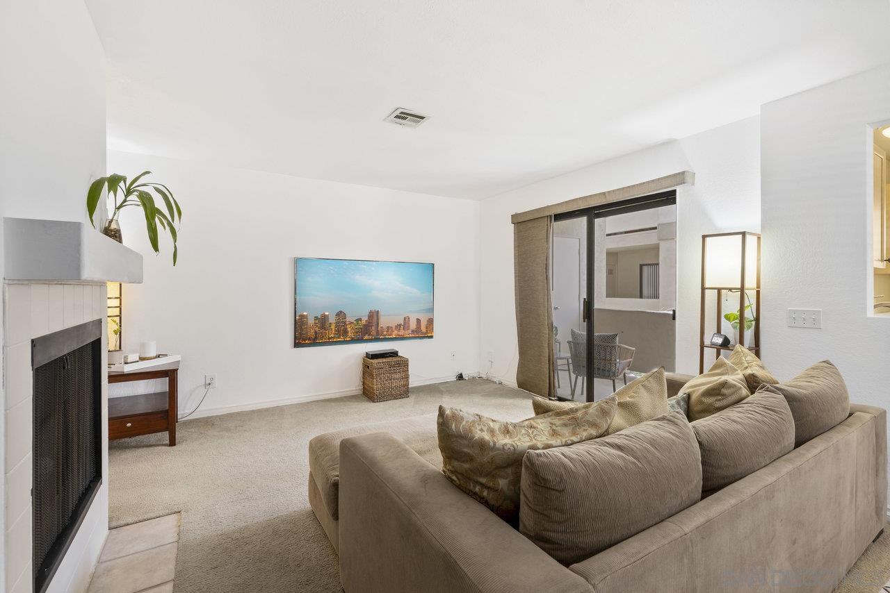 10379 Azuaga St 139