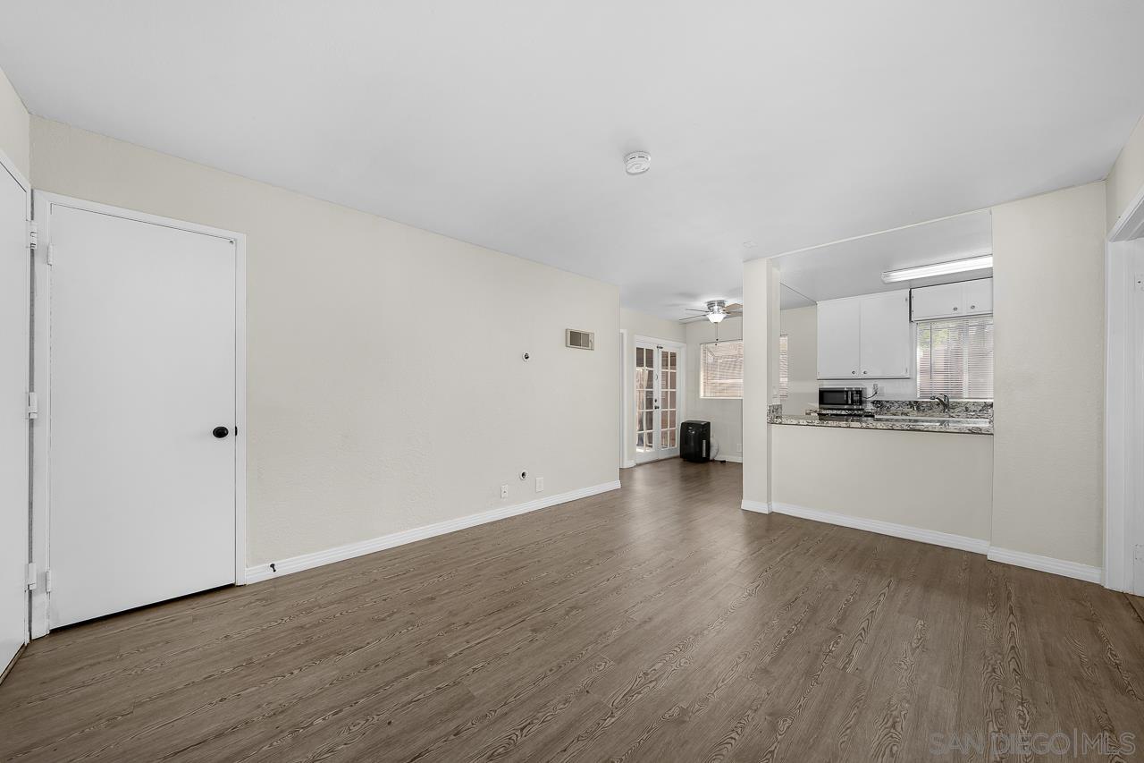 3140 Midway Dr A112