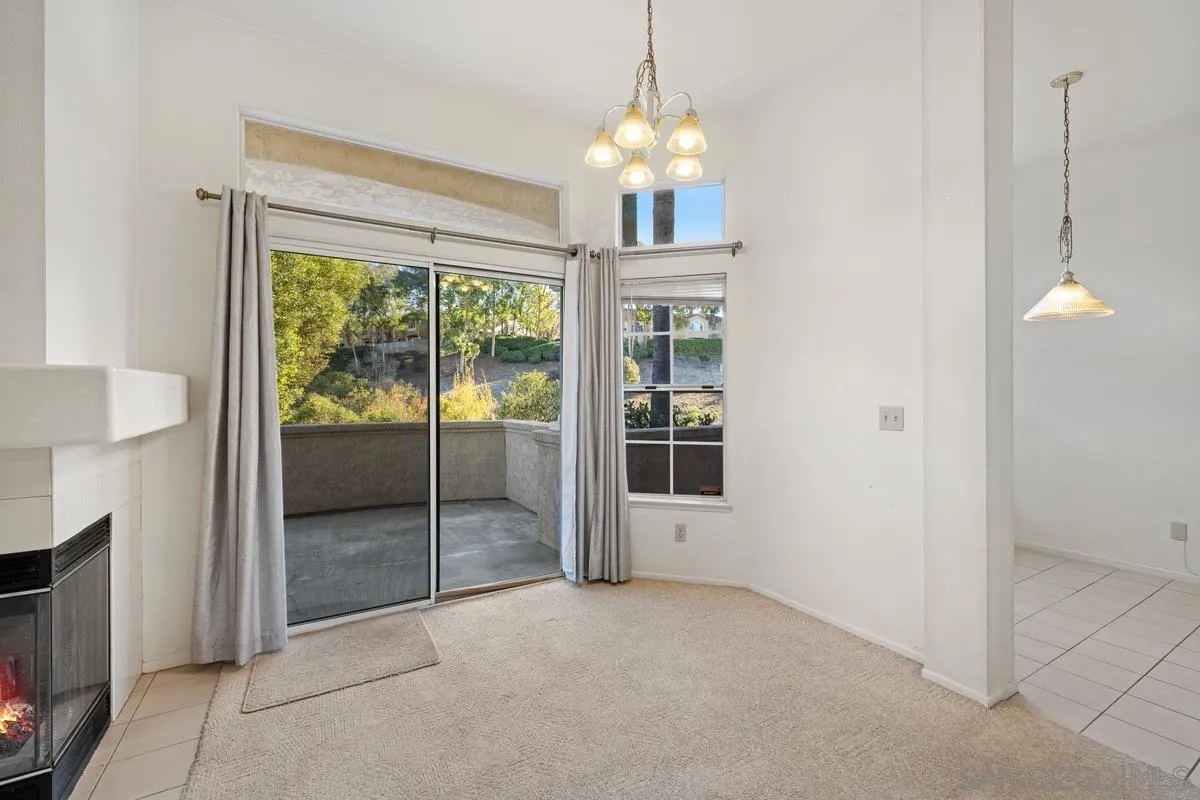 San Diego, California 92124, United States, 2 Bedrooms Bedrooms, ,2 BathroomsBathrooms,Residential,Pending,21505