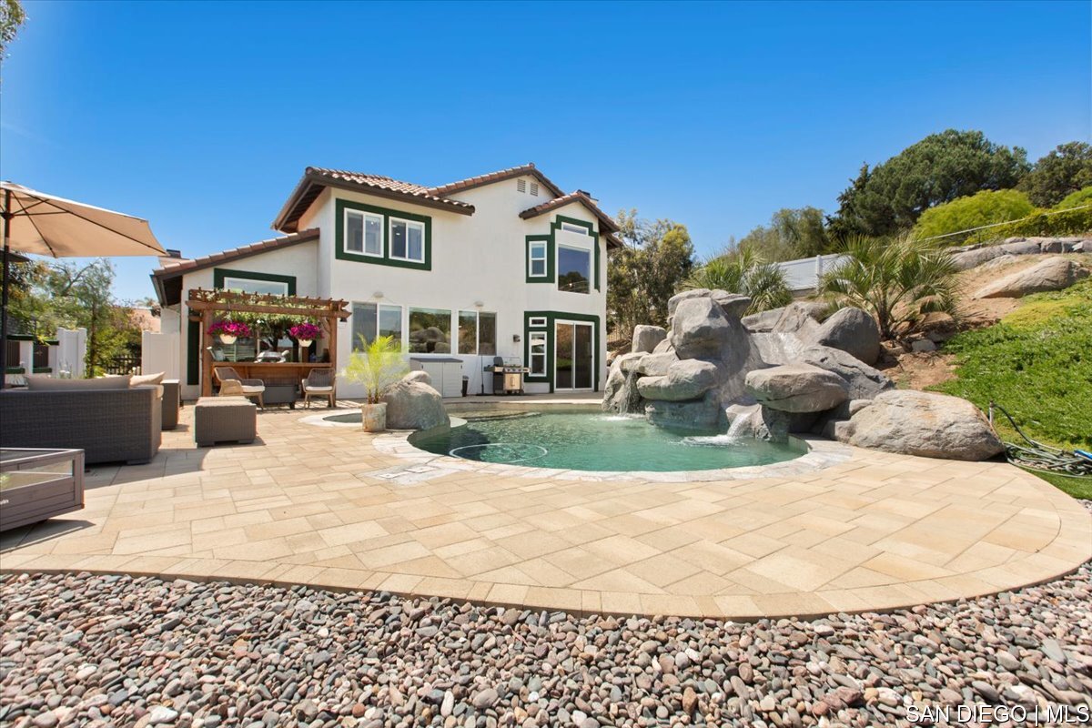 1444 Oak View WAY