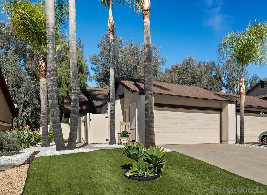 2120 Greencrest Dr