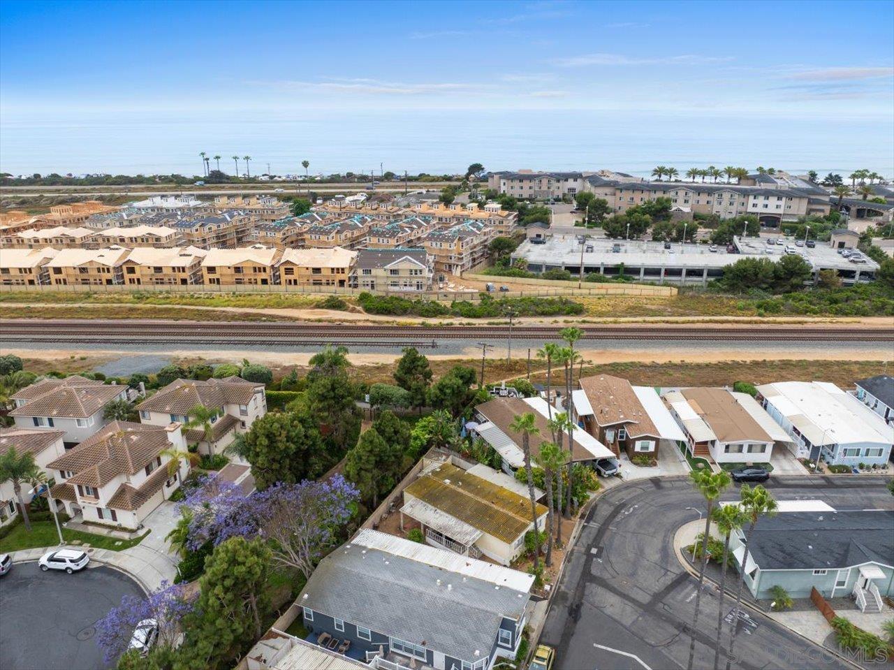 7239 San Luis 184