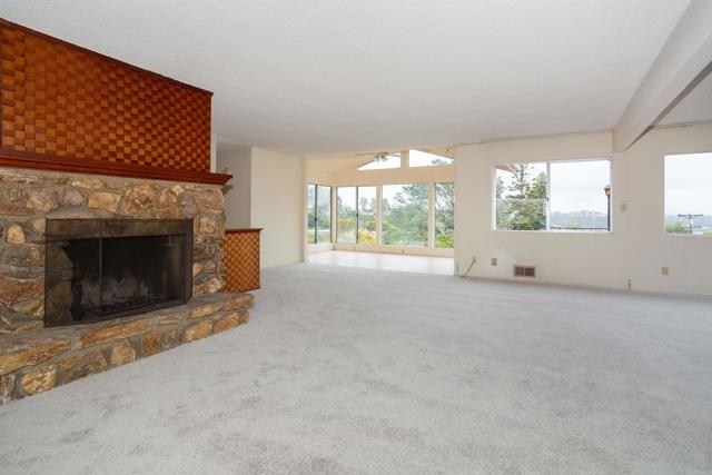 557 Canyon Dr