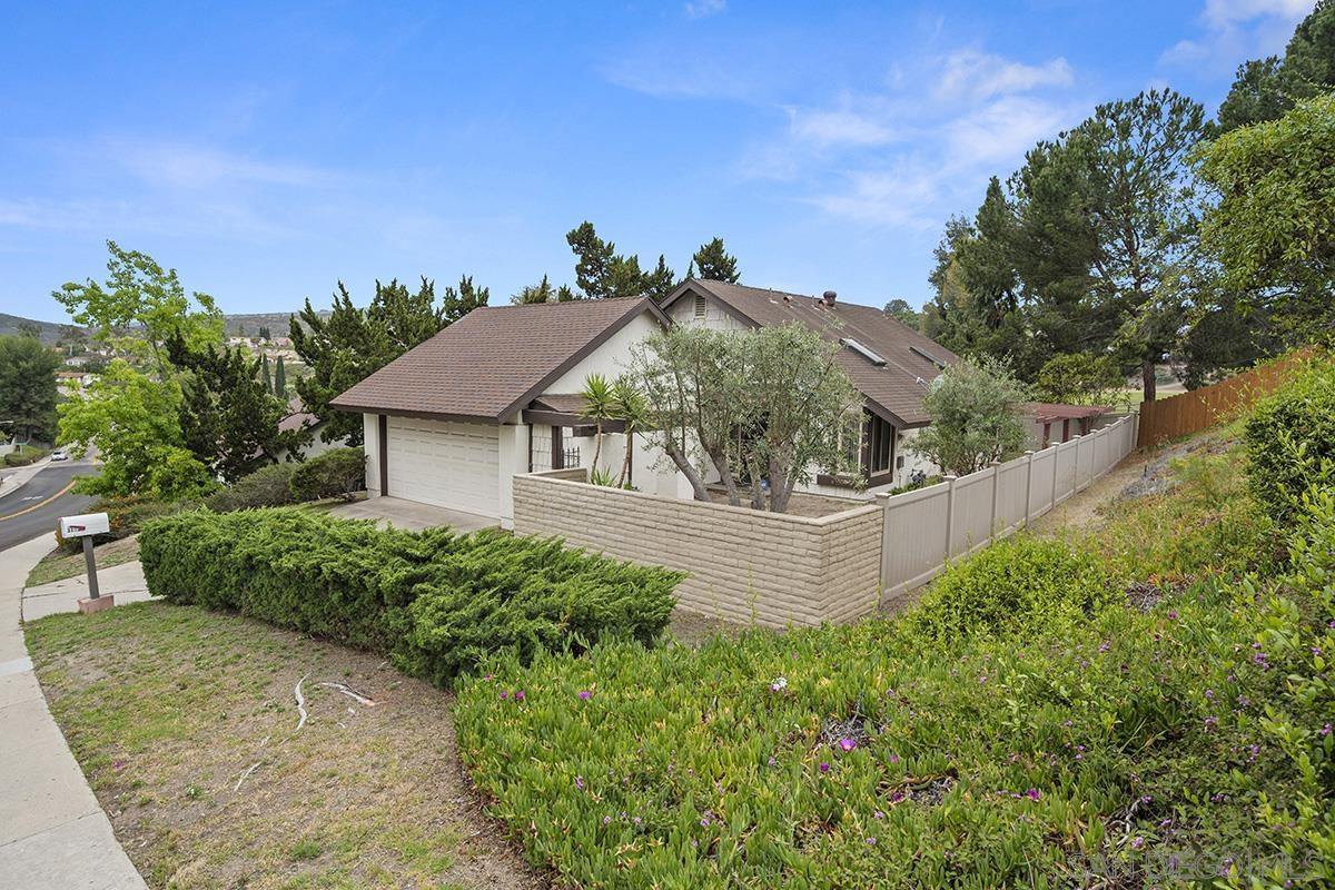 3102 S Granada Ave