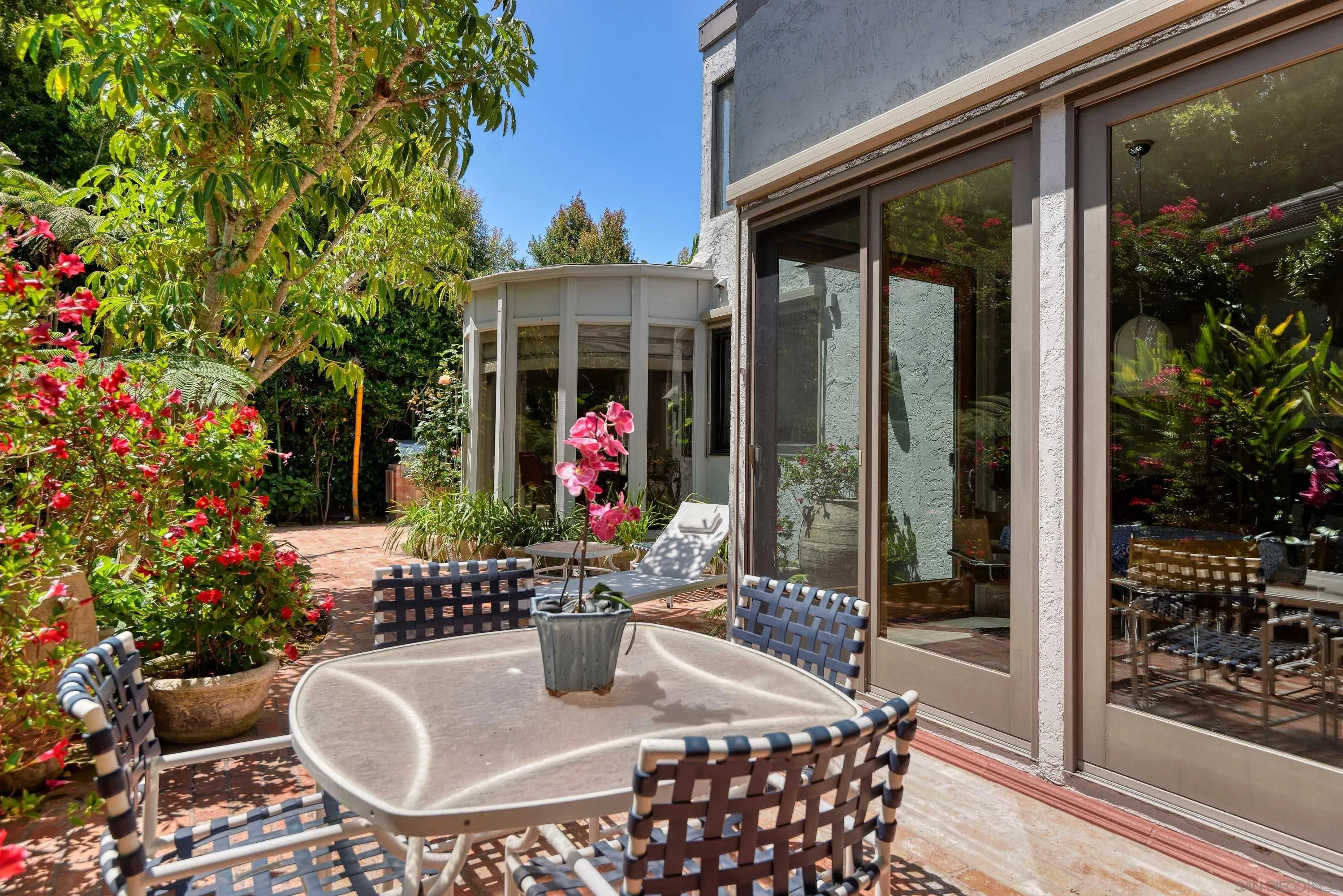 La Jolla, California 92037, United States, 4 Bedrooms Bedrooms, ,3 BathroomsBathrooms,Residential,Active,28142