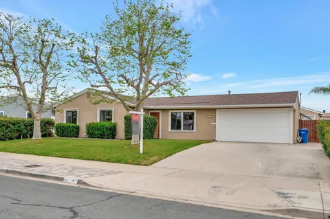 9208 Arnaz Way, Santee, CA 92071 - #: 250024715