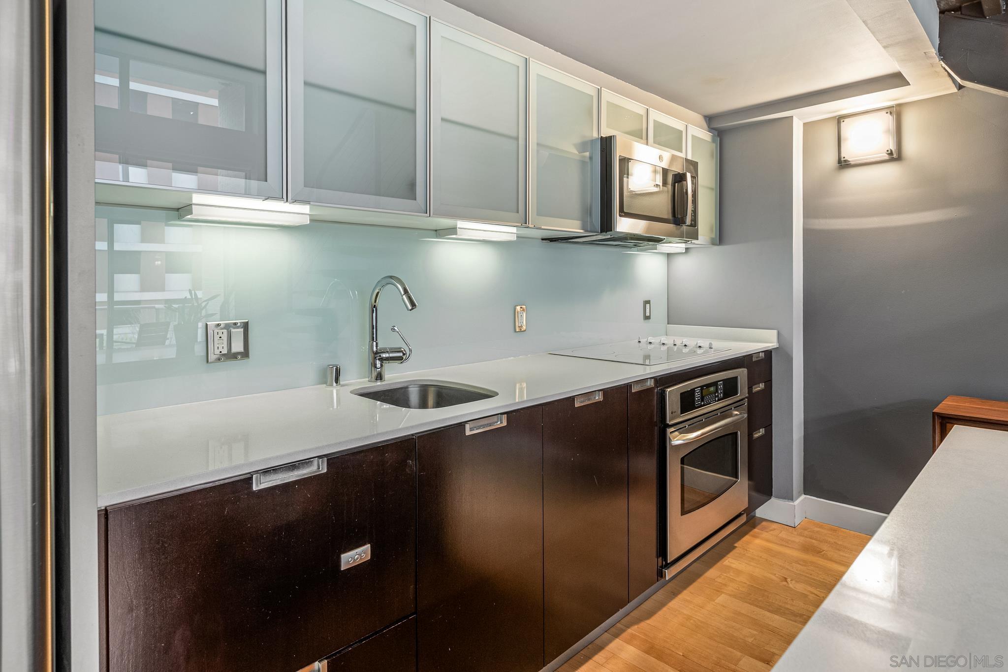 575 6Th Ave 207
