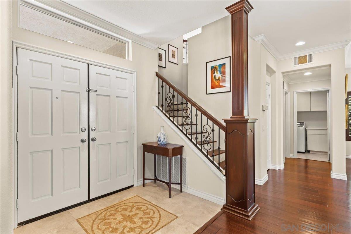 2402 Bear Rock Glen