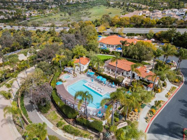 6281 Paseo Privado
