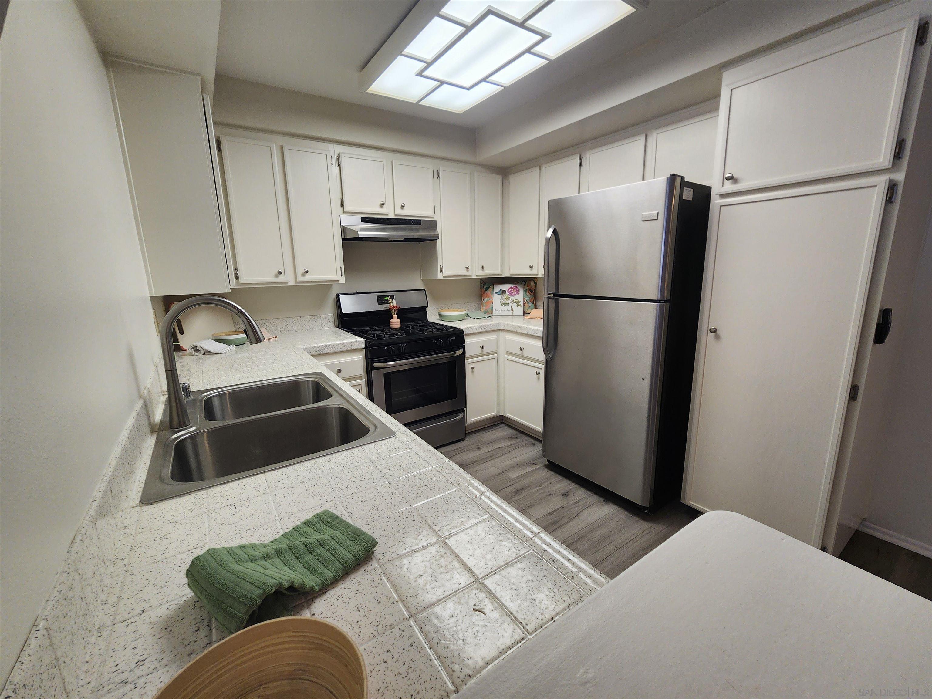 12229 Carmel Vista 250