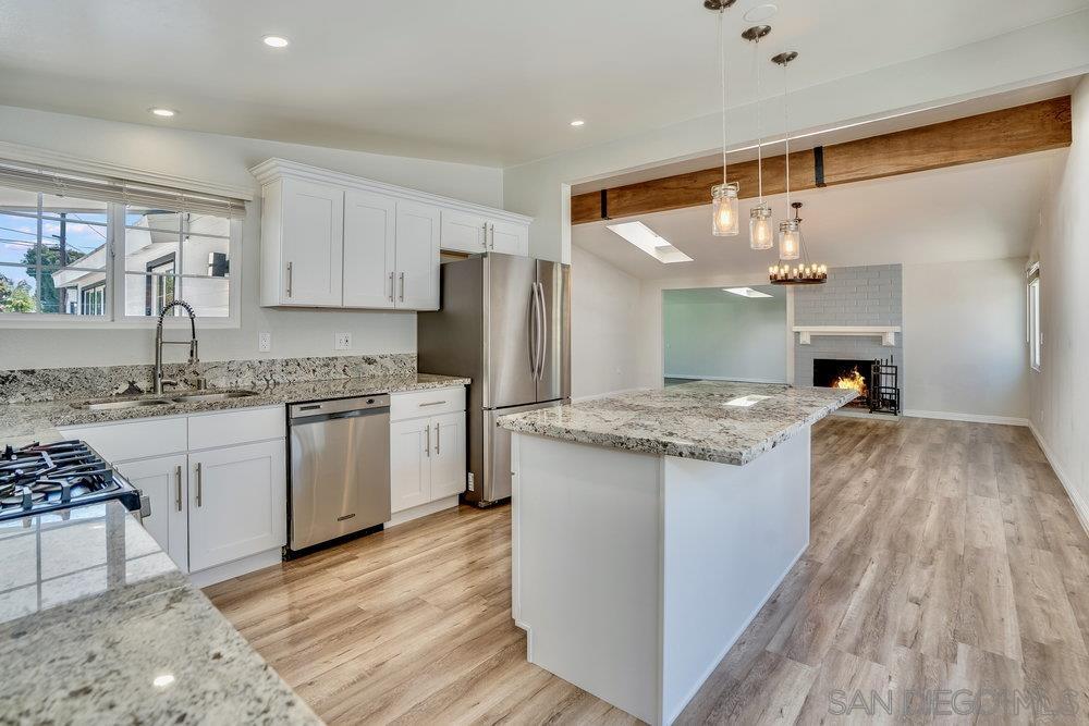 3412 Marathon Dr