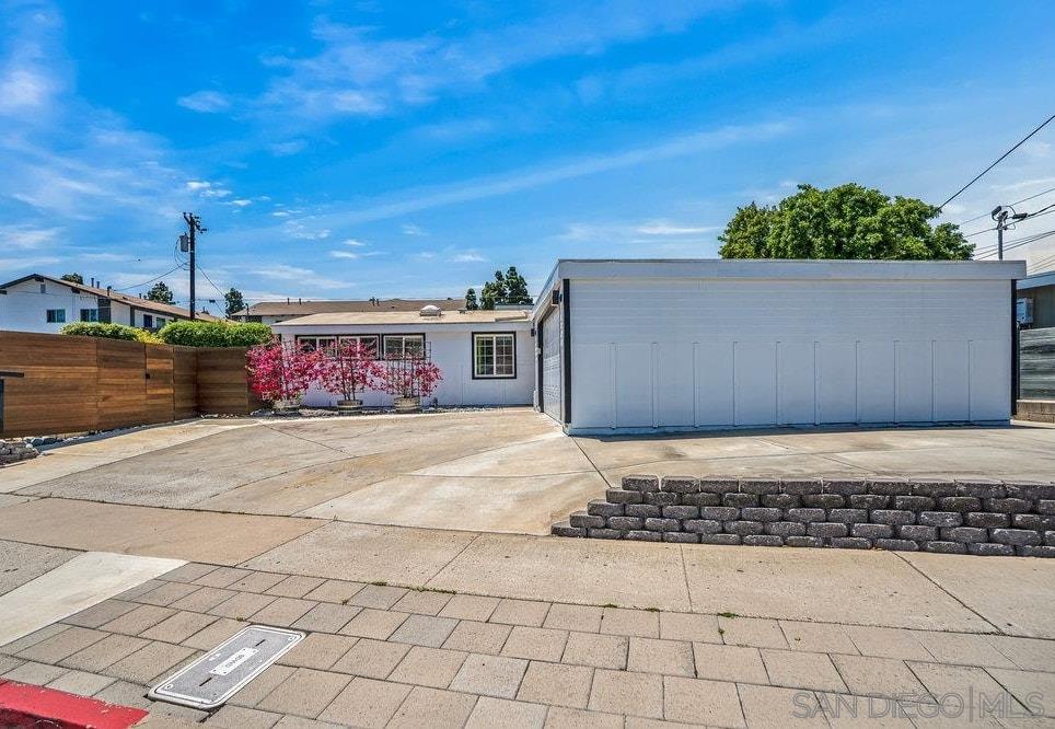 3412 Marathon Dr