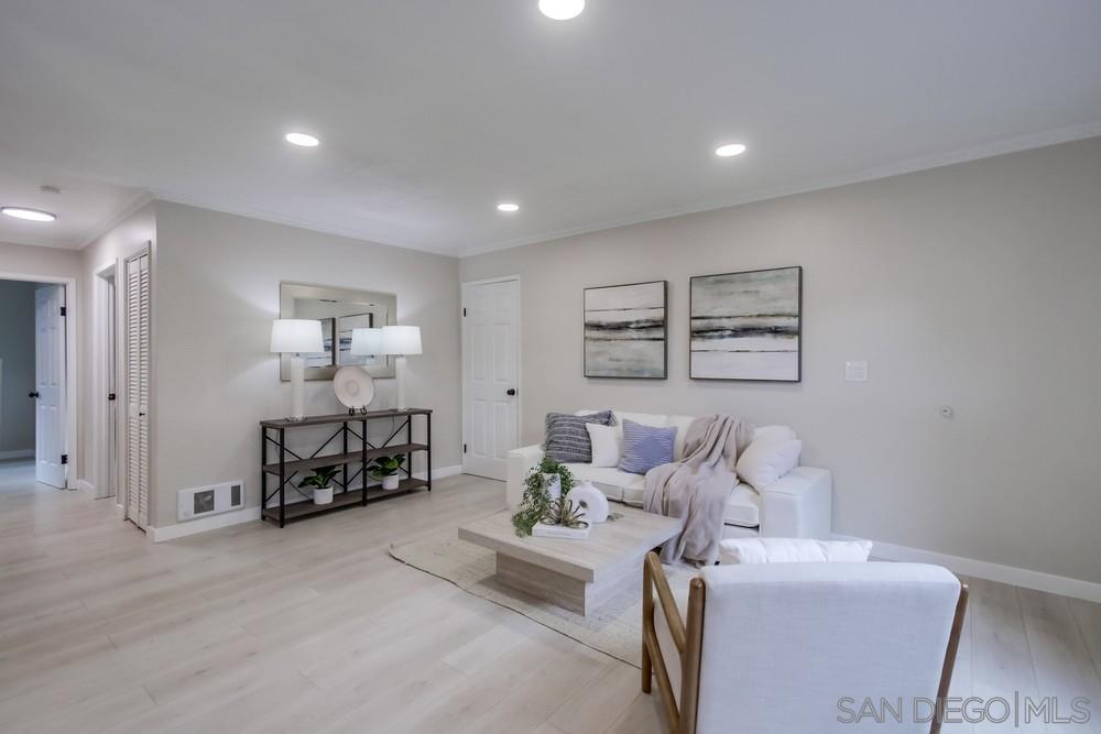 9516 Carroll Canyon Rd 113