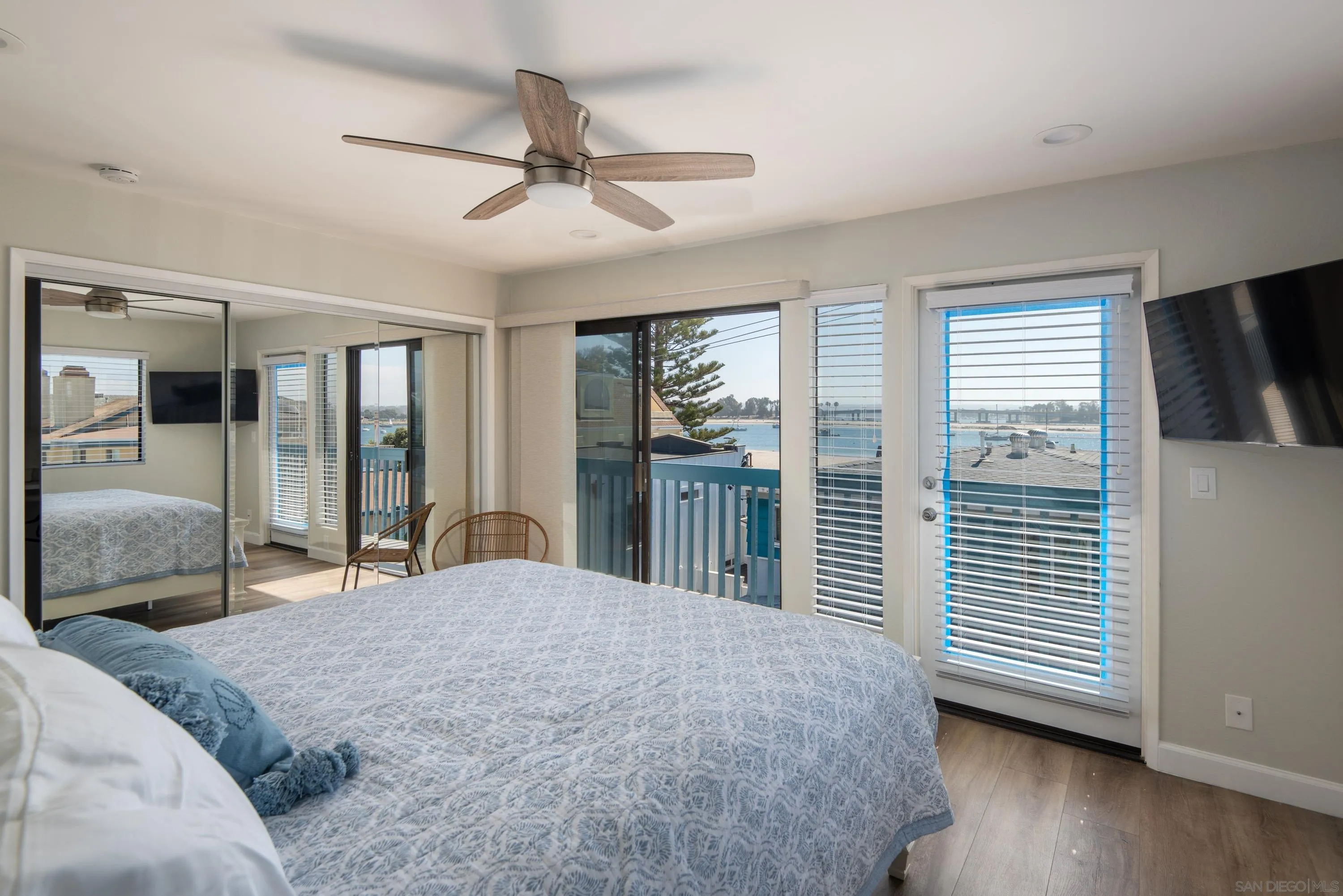 San Diego, California 92109, United States, 3 Bedrooms Bedrooms, ,4 BathroomsBathrooms,Residential,Active,20551