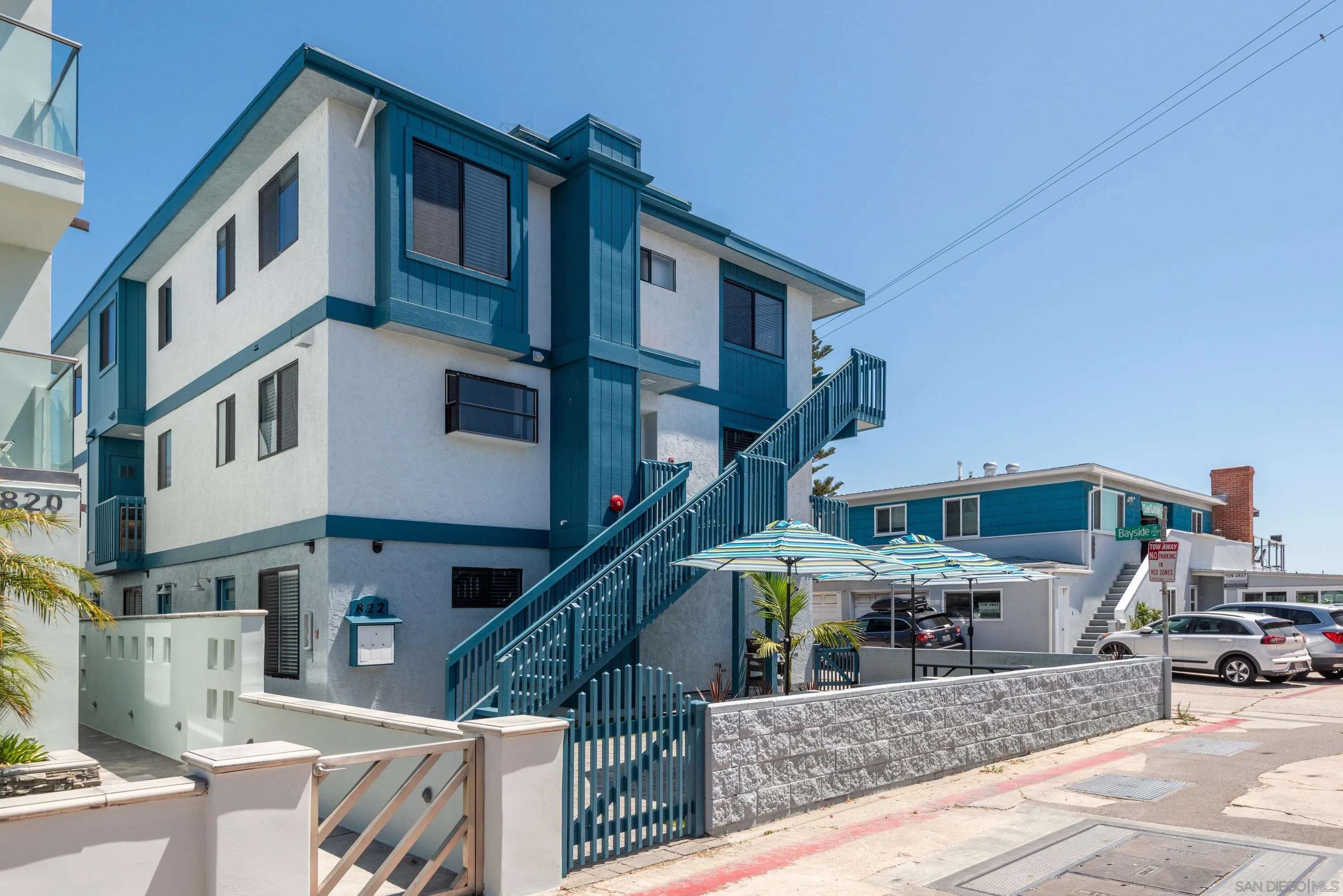 San Diego, California 92109, United States, 3 Bedrooms Bedrooms, ,4 BathroomsBathrooms,Residential,Active,20551