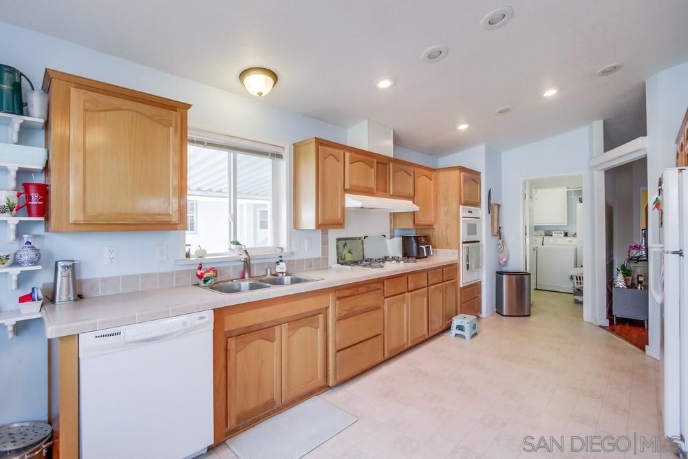 8301 Mission Gorge 248