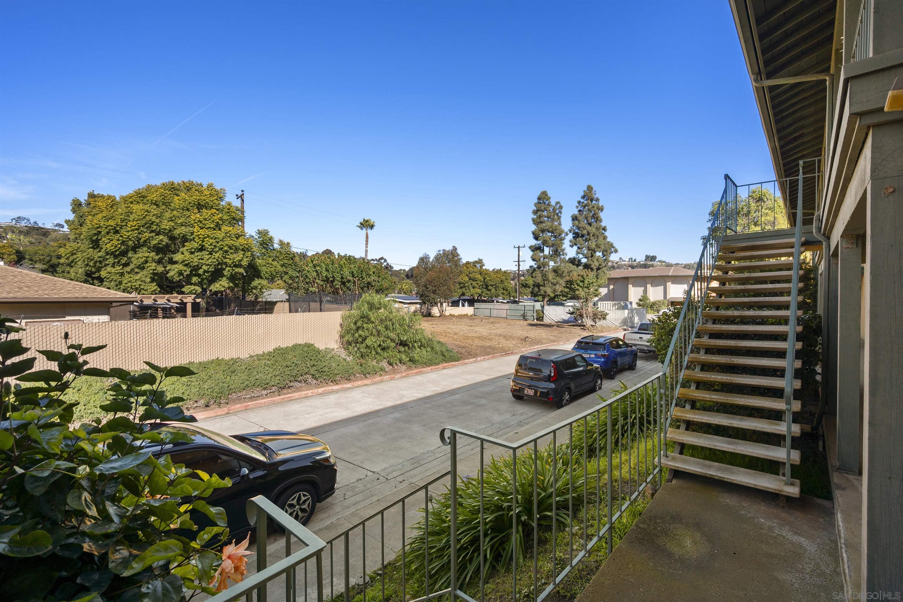 4651 Pico St 107