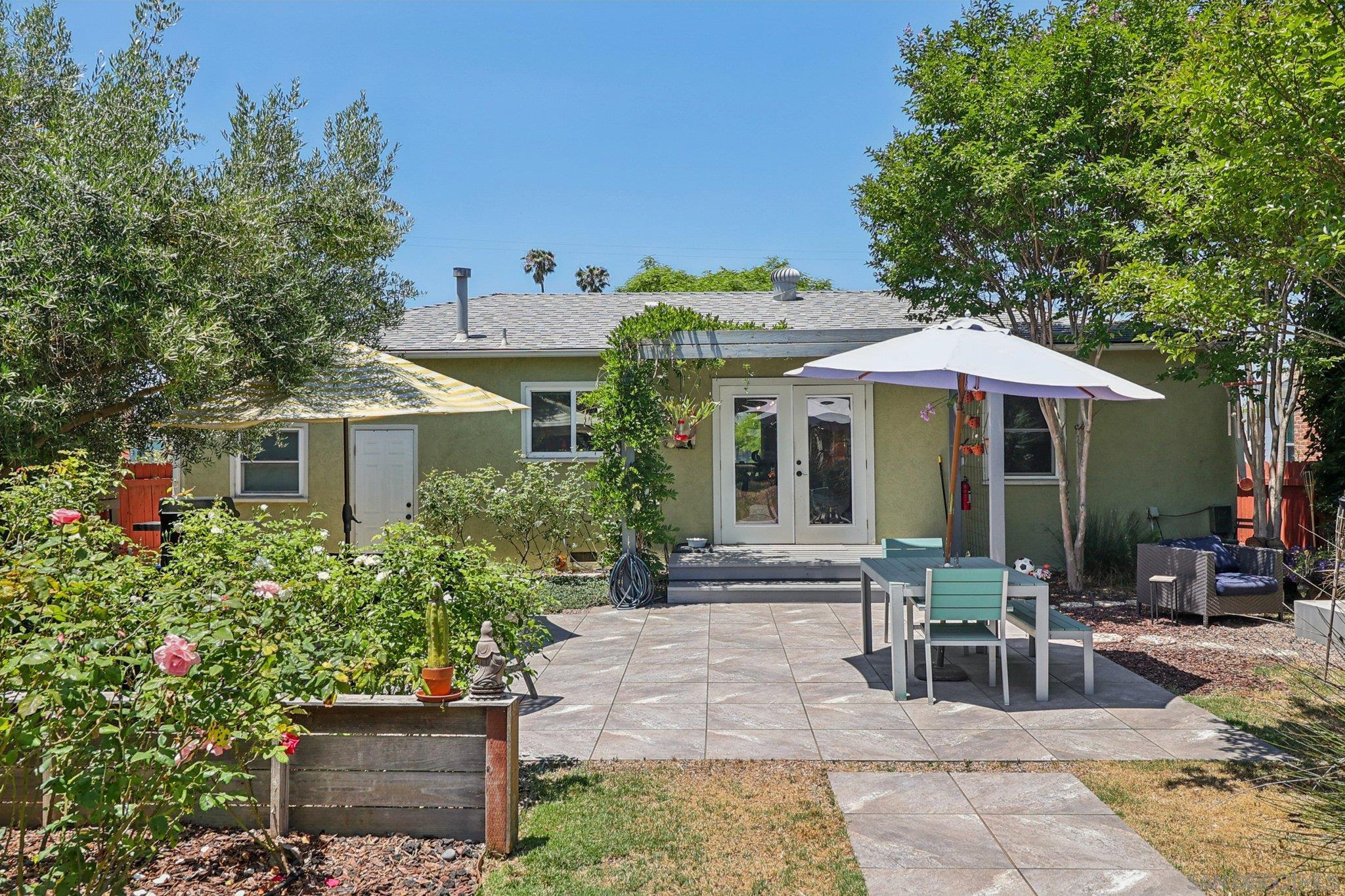 2111 O Avenue