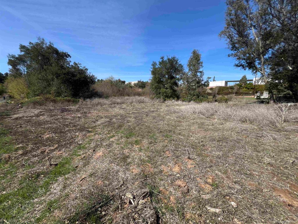 Photo of 0 Country Club Dr, Escondido, CA 92029 (MLS # 250019307)