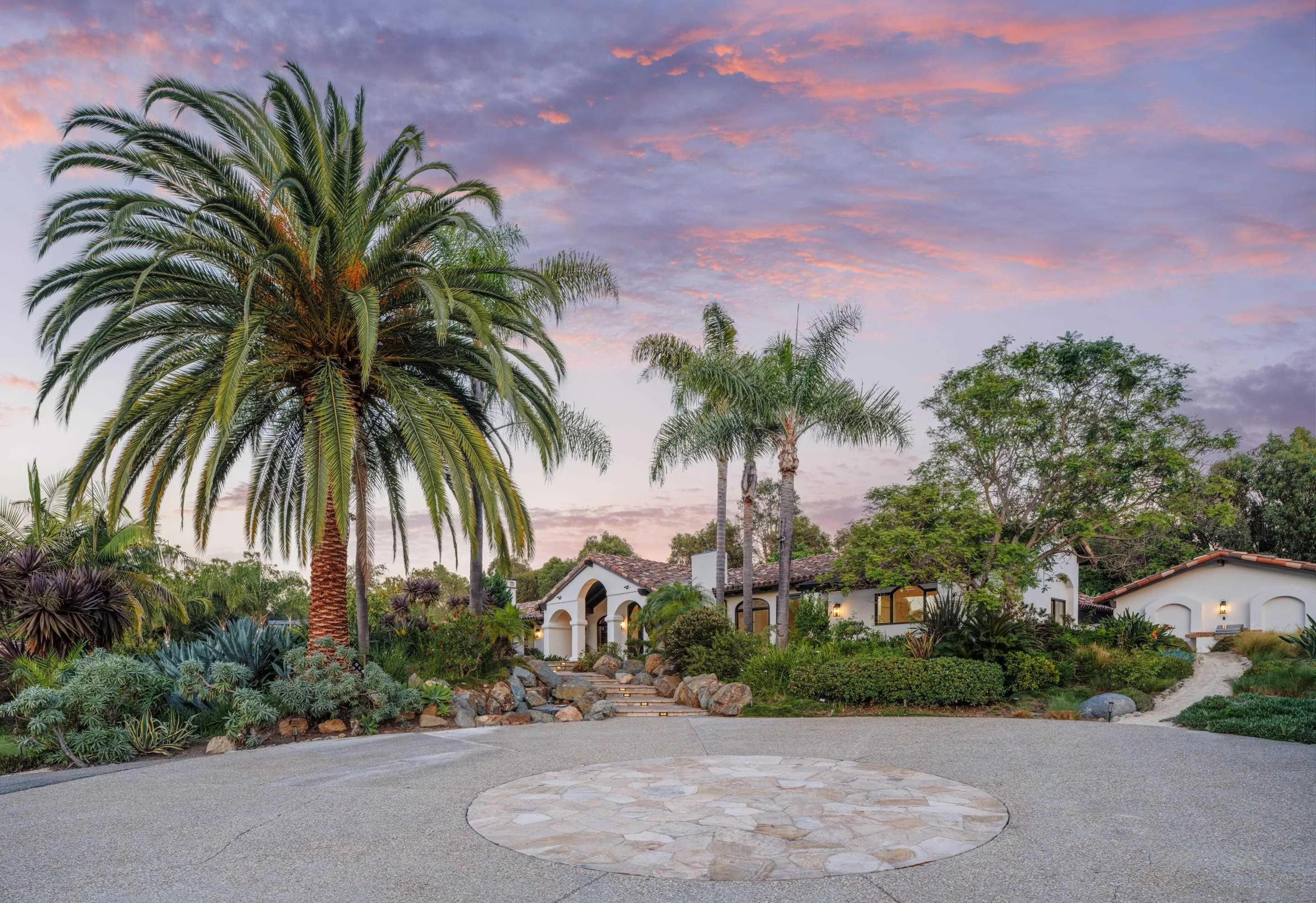 Rancho Santa Fe, California 92067, United States, 8 Bedrooms Bedrooms, ,7 BathroomsBathrooms,Residential,Active,3273