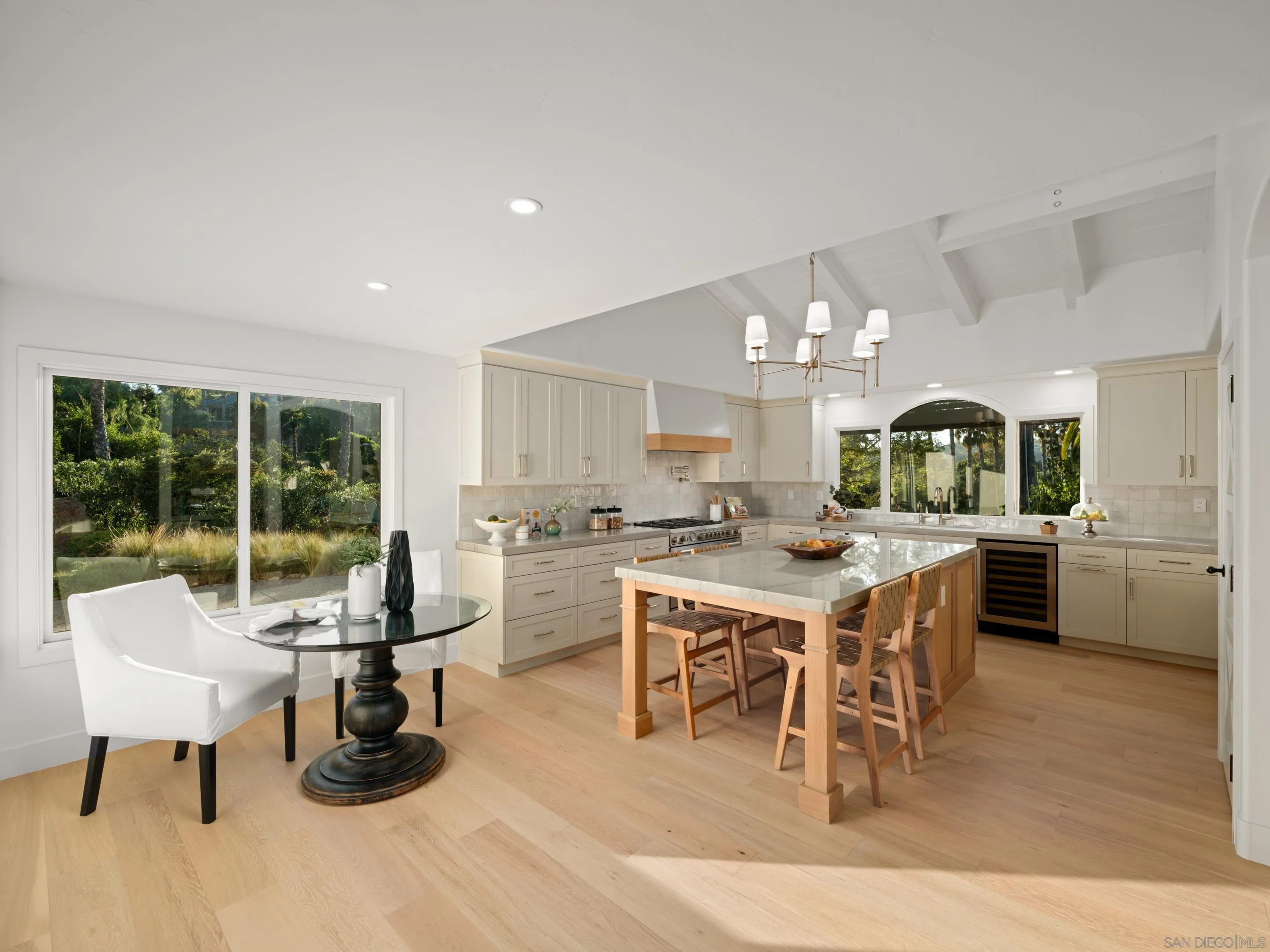 Rancho Santa Fe, California 92067, United States, 8 Bedrooms Bedrooms, ,7 BathroomsBathrooms,Residential,Active,3273