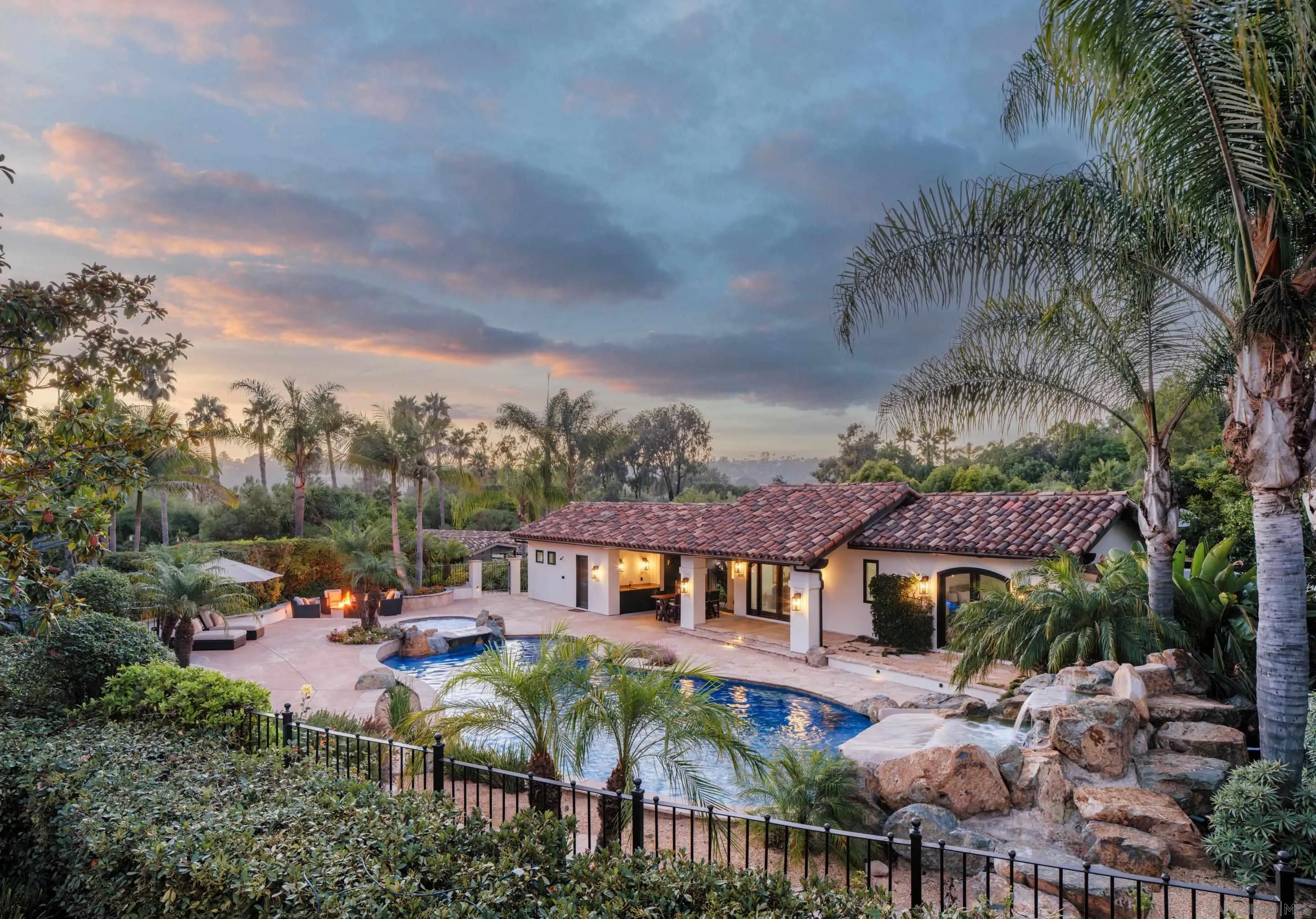 Rancho Santa Fe, California 92067, United States, 8 Bedrooms Bedrooms, ,7 BathroomsBathrooms,Residential,Active,3273