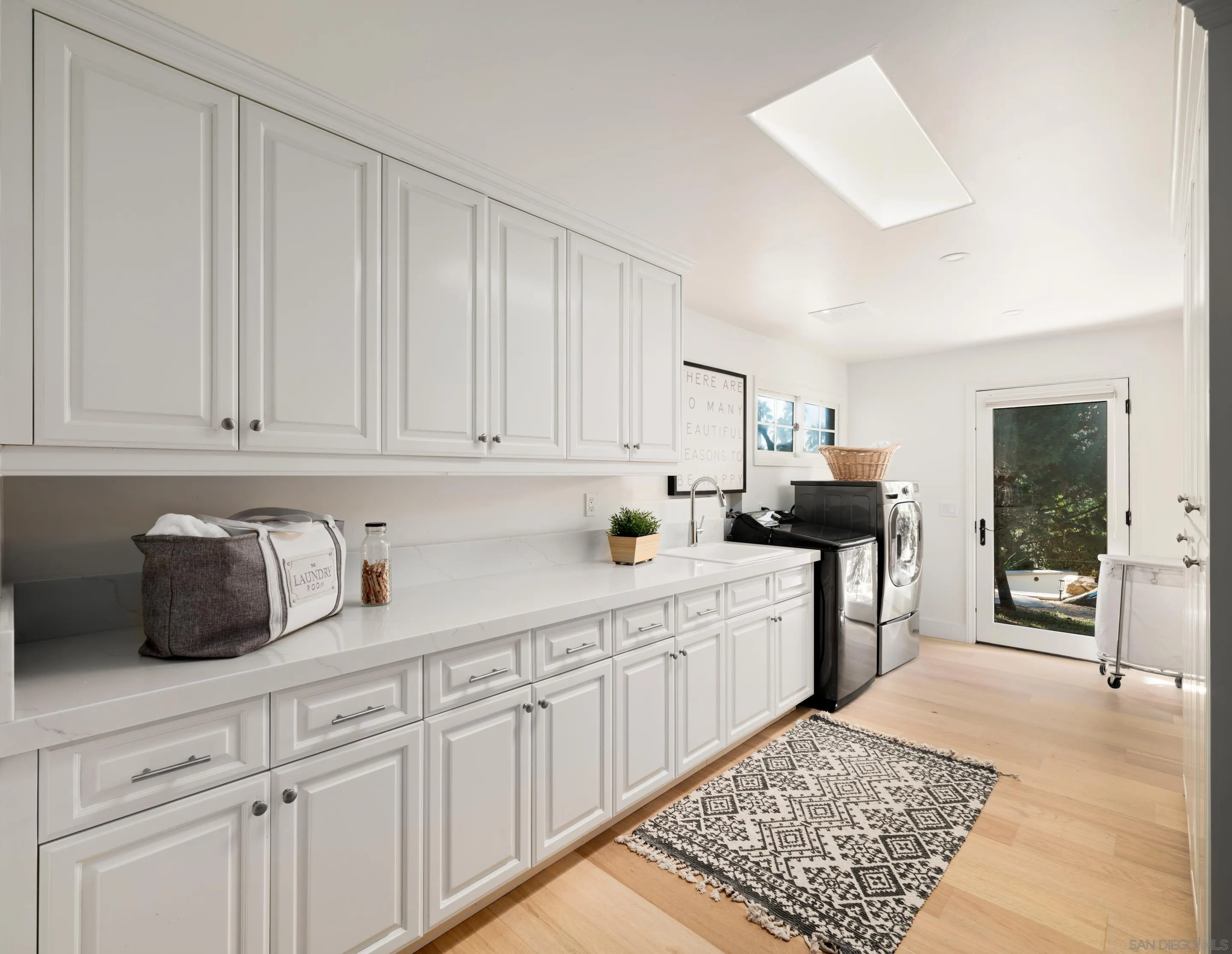 Rancho Santa Fe, California 92067, United States, 8 Bedrooms Bedrooms, ,7 BathroomsBathrooms,Residential,Active,3273