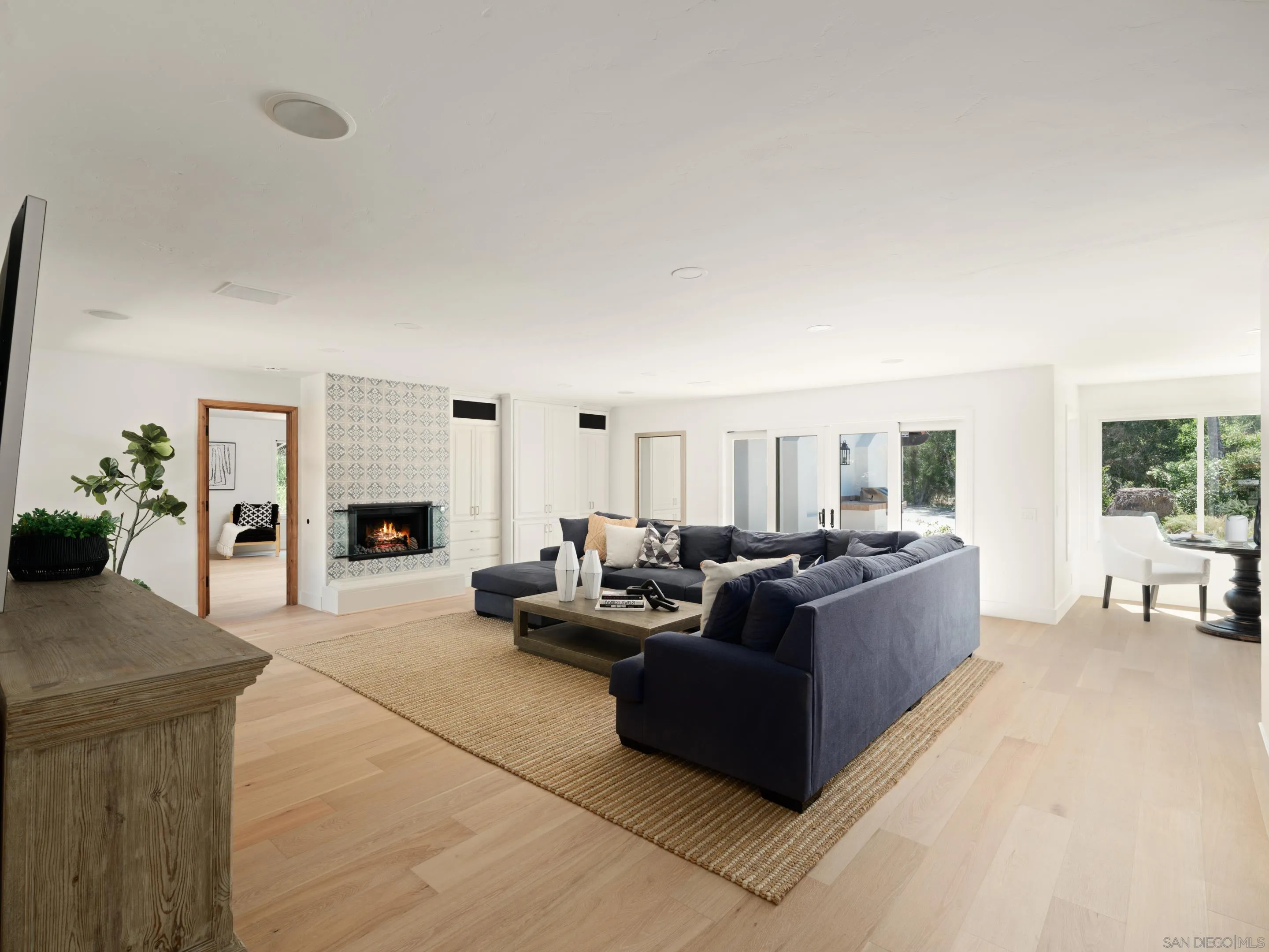 Rancho Santa Fe, California 92067, United States, 8 Bedrooms Bedrooms, ,7 BathroomsBathrooms,Residential,Active,3273