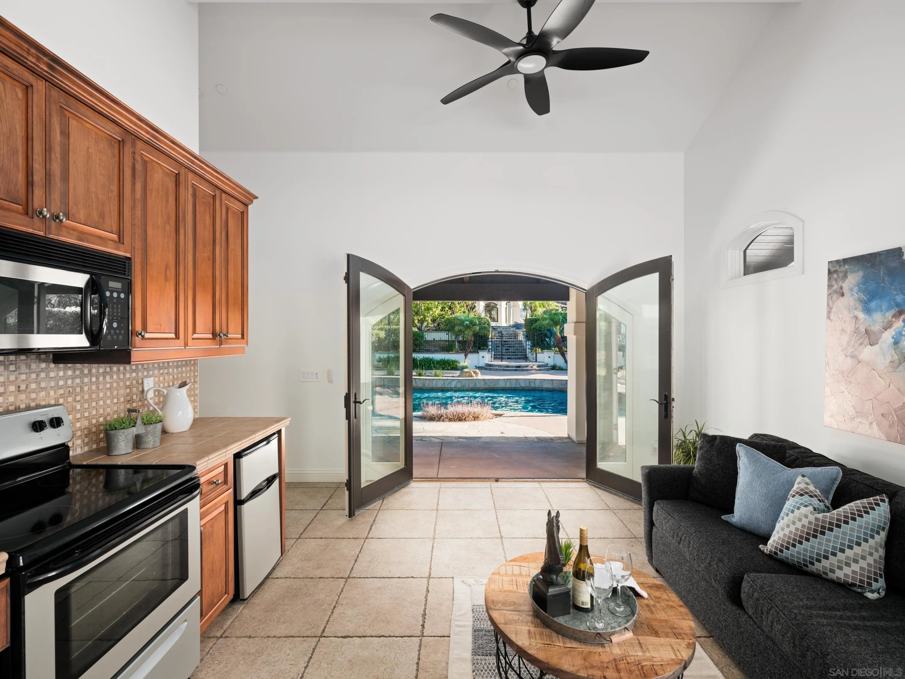 Rancho Santa Fe, California 92067, United States, 8 Bedrooms Bedrooms, ,7 BathroomsBathrooms,Residential,Active,3273