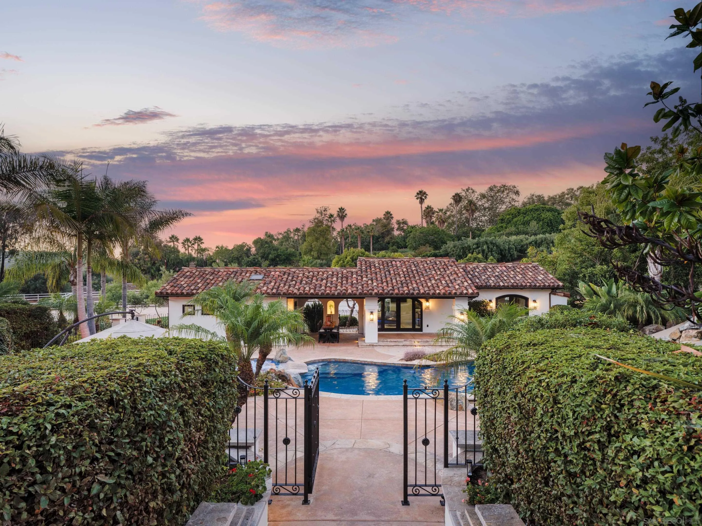 Rancho Santa Fe, California 92067, United States, 8 Bedrooms Bedrooms, ,7 BathroomsBathrooms,Residential,Active,3273