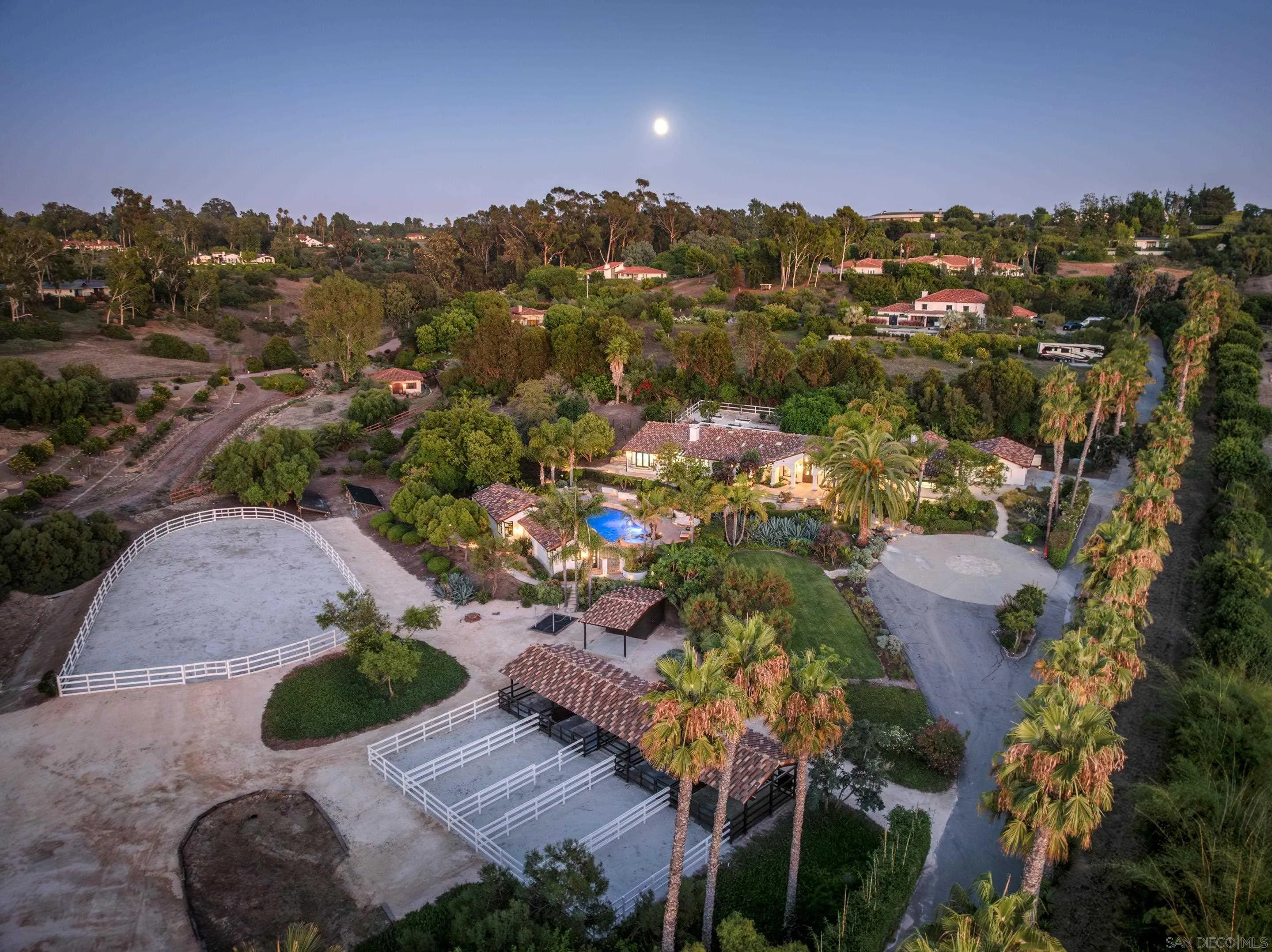 Rancho Santa Fe, California 92067, United States, 8 Bedrooms Bedrooms, ,7 BathroomsBathrooms,Residential,Active,3273
