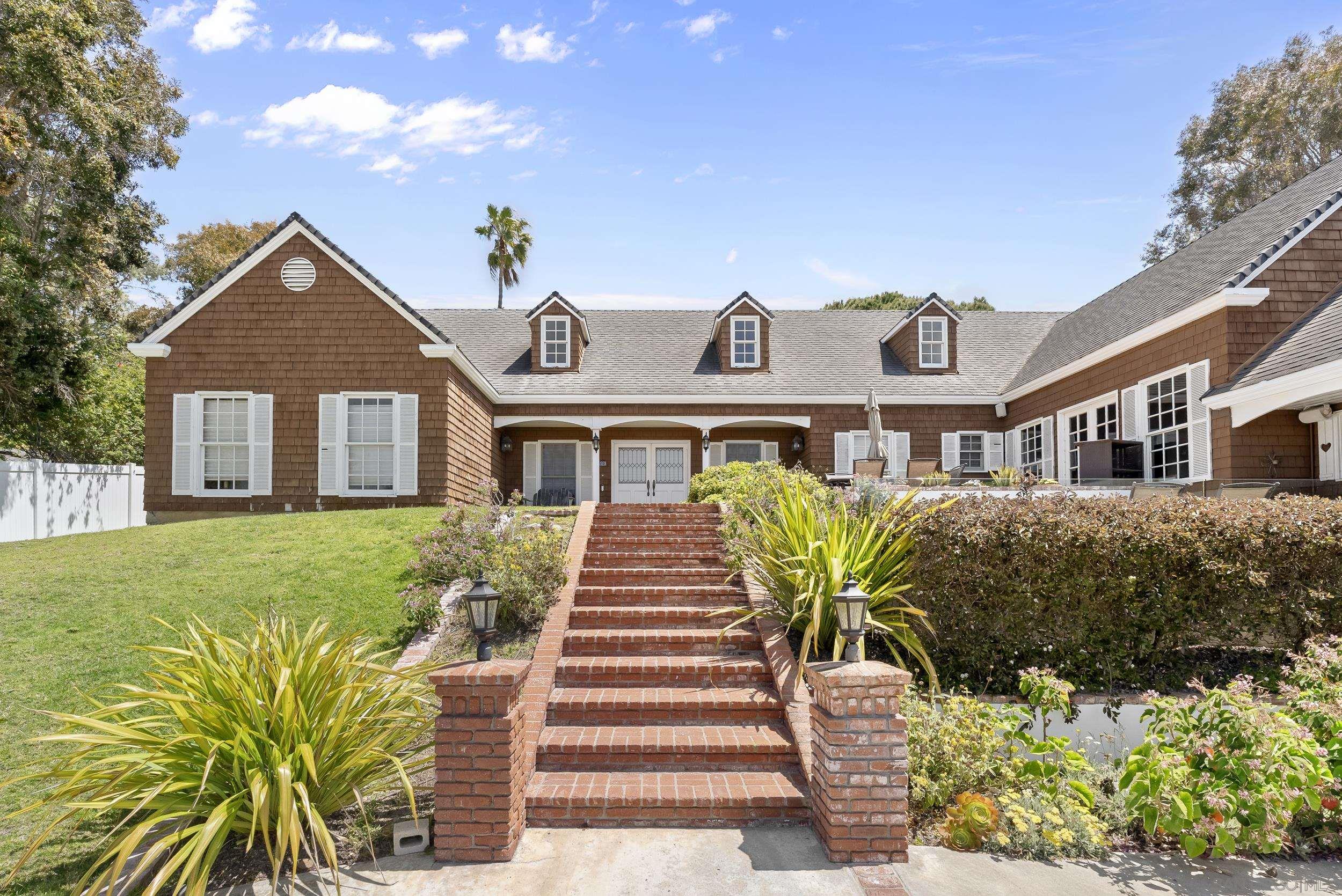 512 S Granados Ave