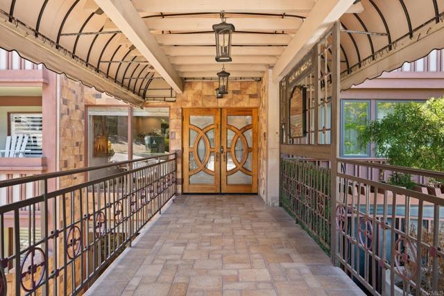 1562 Camino Del Mar