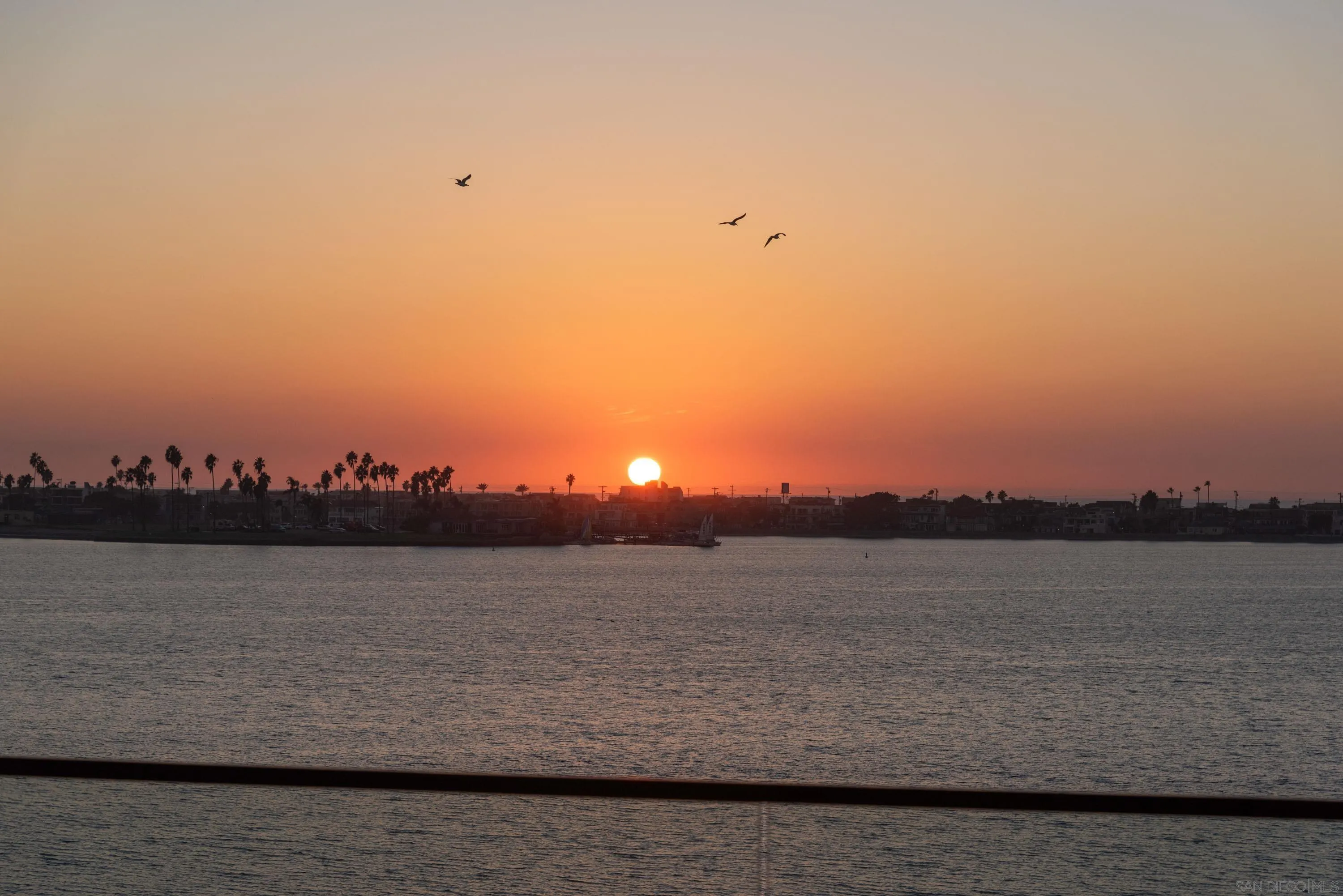 San Diego, California 92109, United States, 3 Bedrooms Bedrooms, ,3 BathroomsBathrooms,Residential,Active,20447