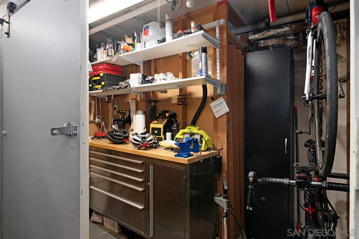 San Diego, California 92109, United States, 3 Bedrooms Bedrooms, ,3 BathroomsBathrooms,Residential,Active,20447