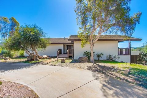 20503  Fortuna Del Sur Escondido CA 92029
