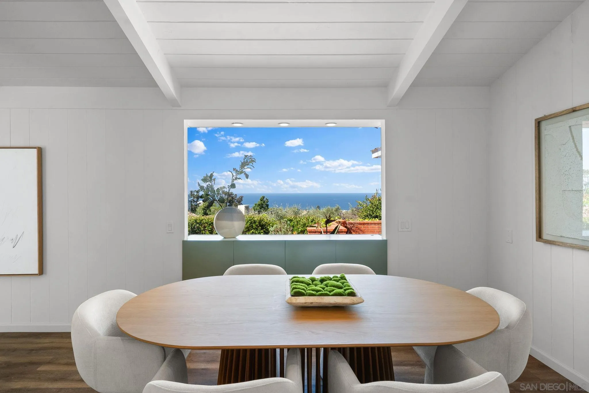 La Jolla, California 92037, United States, 3 Bedrooms Bedrooms, ,3 BathroomsBathrooms,Residential,Pending,112849