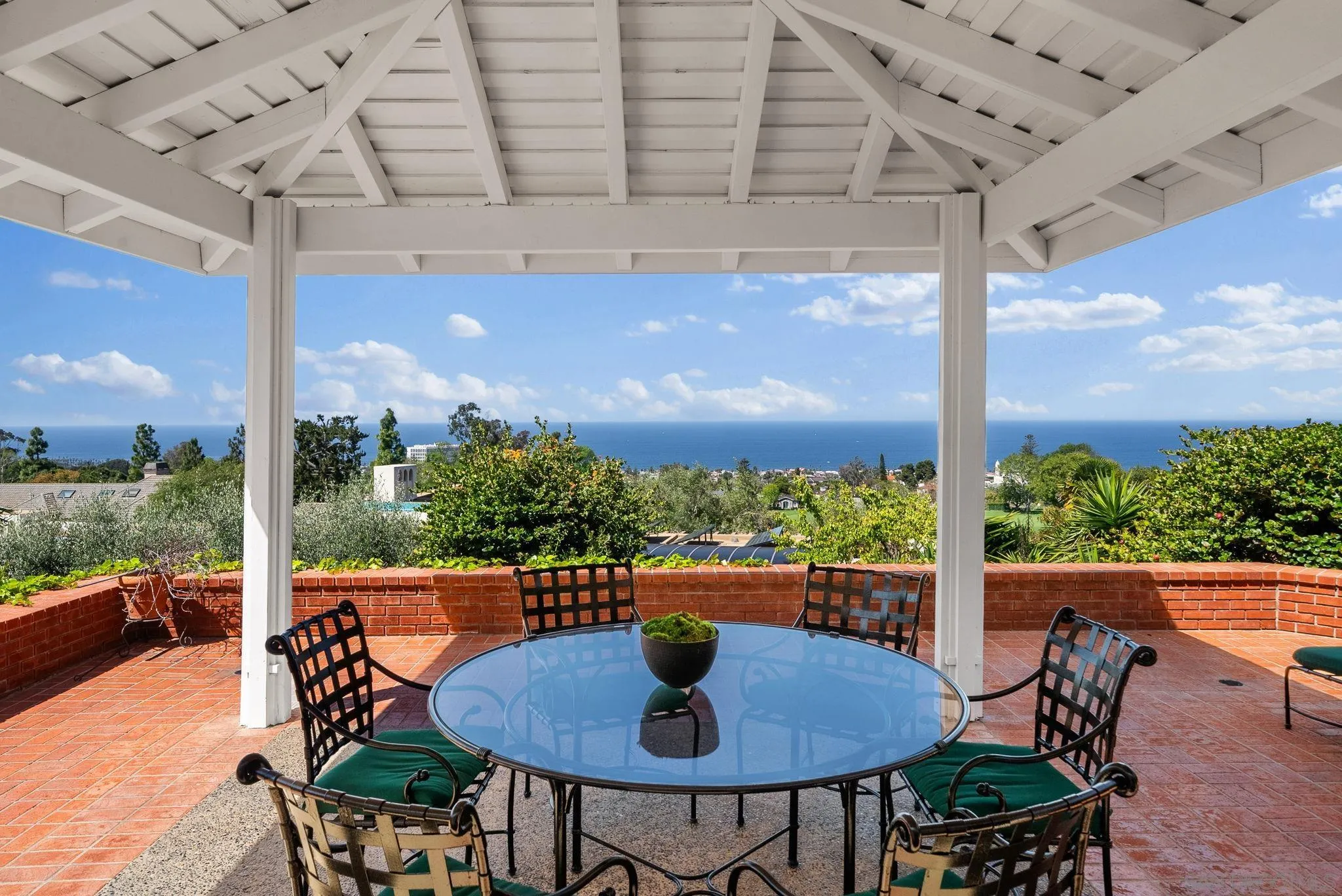 La Jolla, California 92037, United States, 3 Bedrooms Bedrooms, ,3 BathroomsBathrooms,Residential,Pending,112849