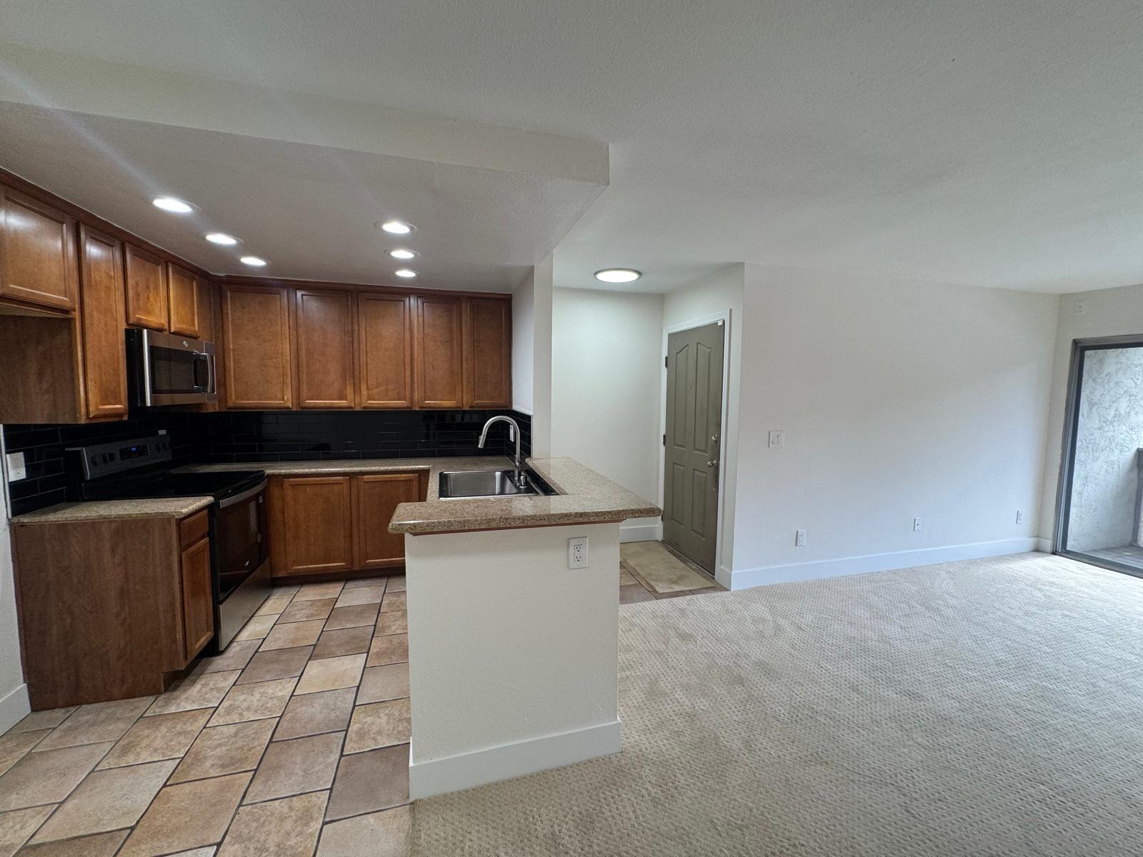 432 Edgehill Ln 8