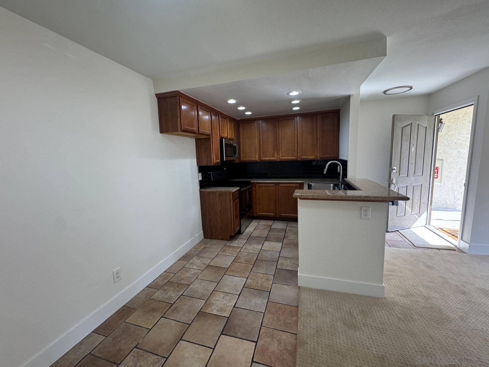 432 Edgehill Ln 8
