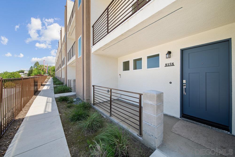 8158 Golden Ave