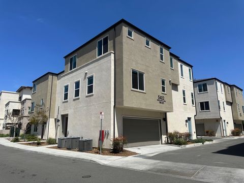 5402  Sand Arch  198 San Diego CA 92154