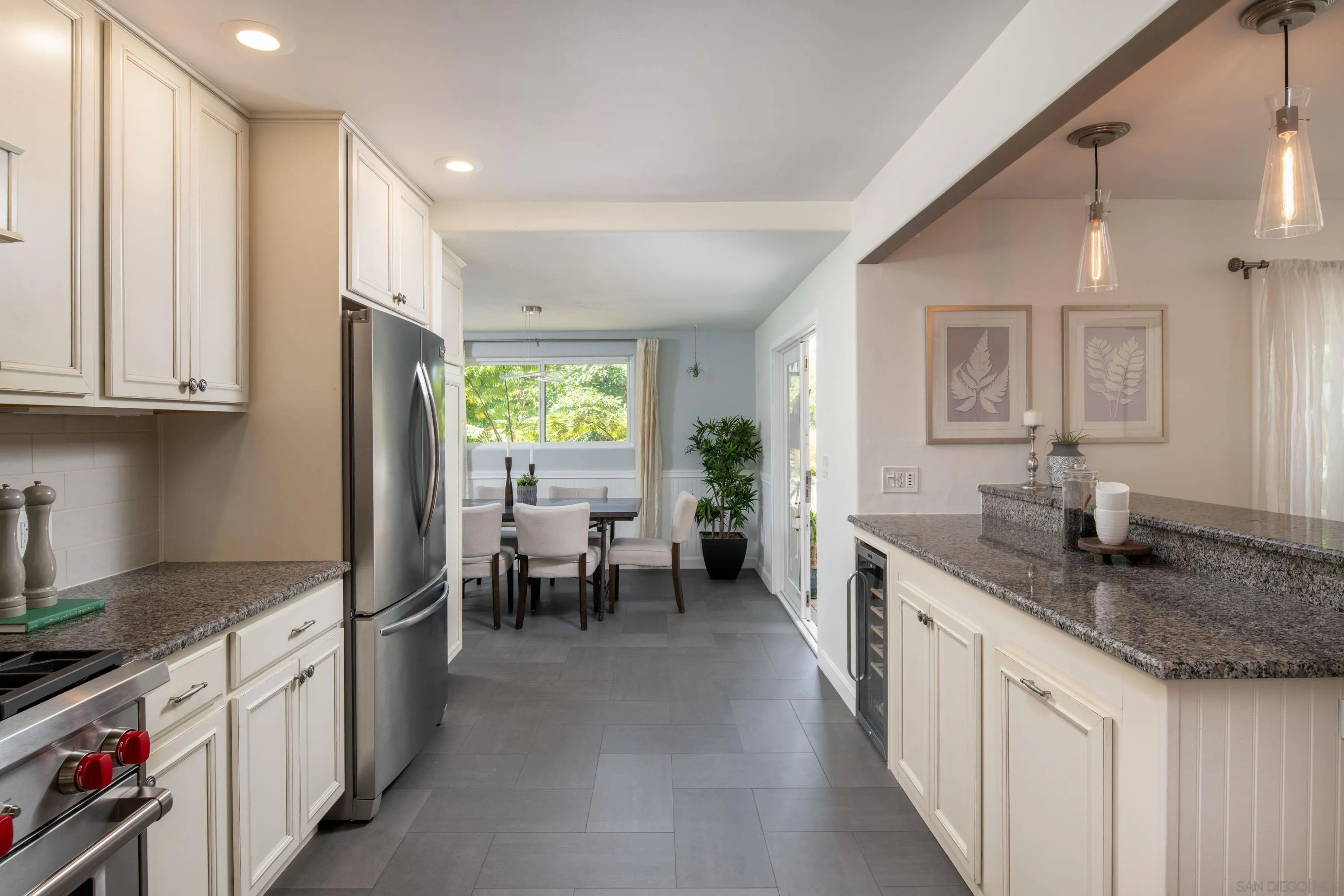 San Diego, California 92117, United States, 3 Bedrooms Bedrooms, ,2 BathroomsBathrooms,Residential,Active,160505