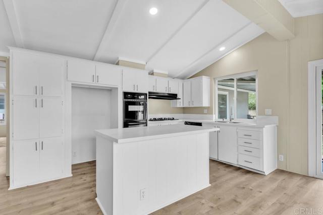 9255 N Magnolia