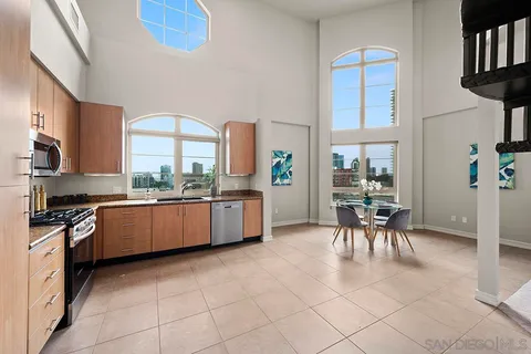 MLS: 250025439