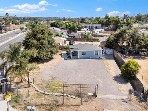 108 East Dr, Vista, CA 92083 - #: 240017271