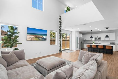 45187  Via Vela Temecula CA 92592